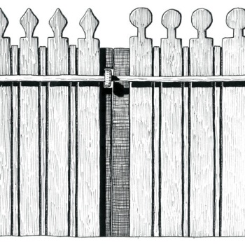 Zeichnung einer Wand aus verschieden breiten Holzbohlen. Die Köpfe der Bohlen sind unterschiedlich geformt, eine Gruppe ist rund, die andere eckig. Vor den Bohlen verlaufen schmale Querhölzer, die wiederum in Abständen in der Wand verankert sind. (© LAKD M-V/LA)