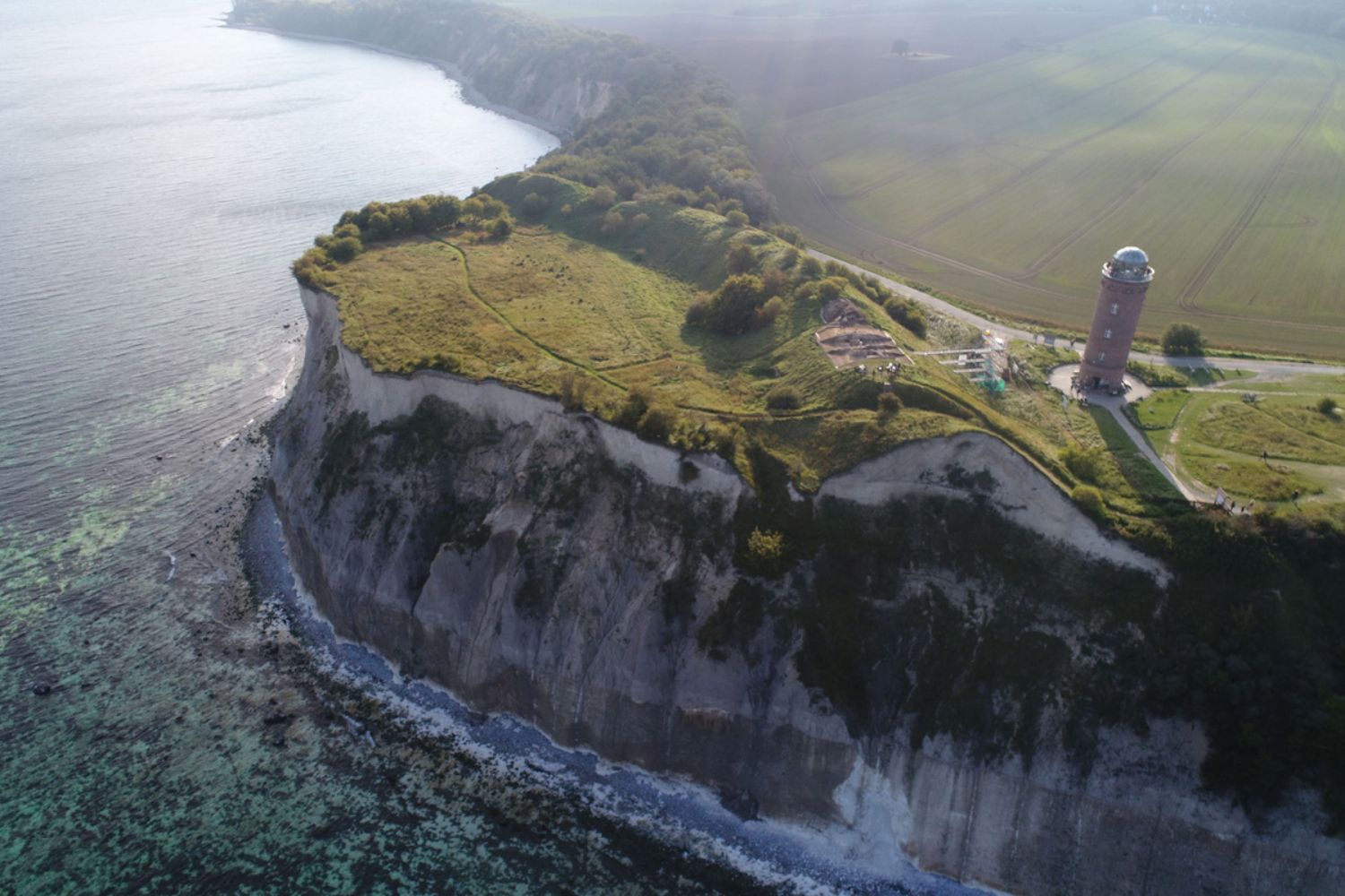 Luftaufnahme vom Kap Arkona auf Rügen Foto: LAKD M-V/LA, Dominik Forler